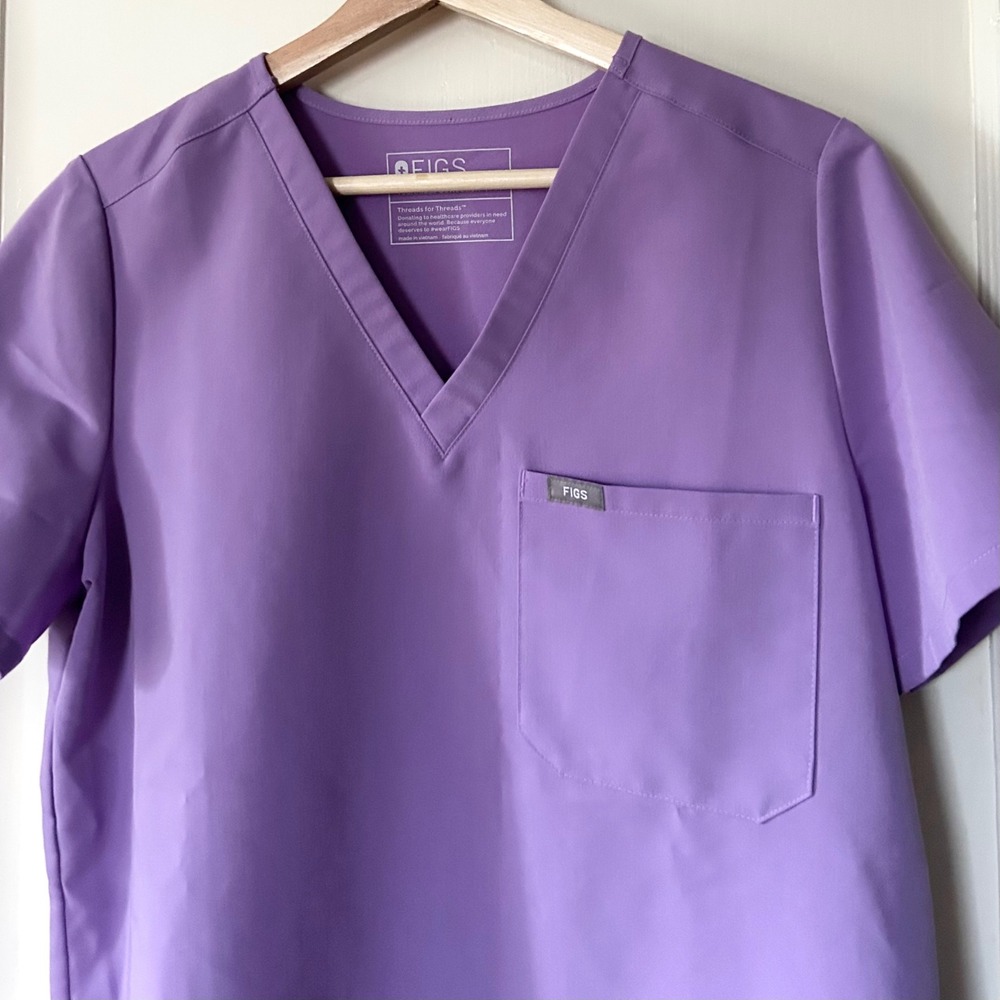 Figs Women's Catarina Top Zamora Jogger Scrub 2 Pc Set Size M Lilac Dawn - Picture 9 of 12